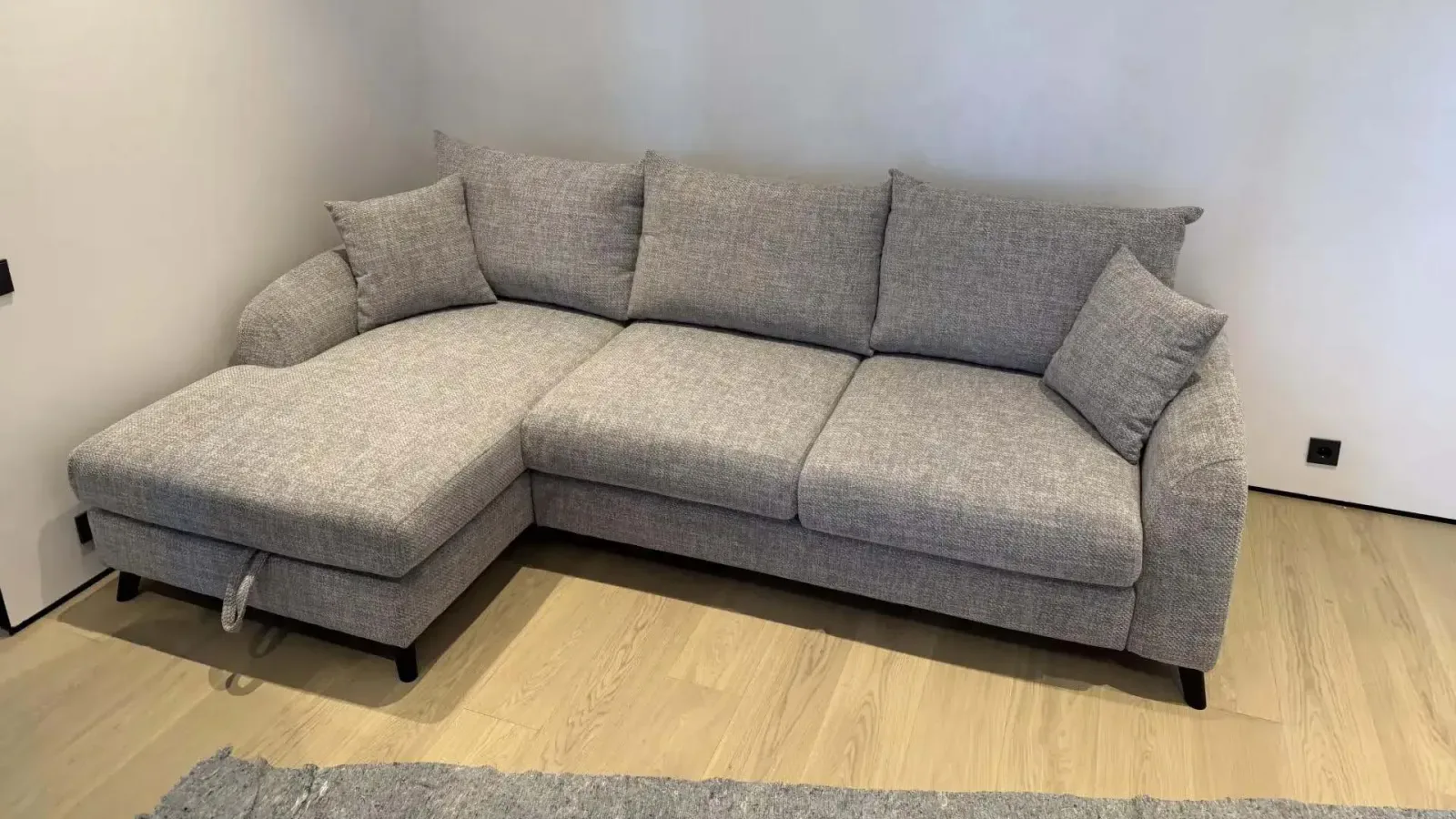 Диван-кровать Хамар открытый угол XL-2 320x236x95 см — интерьерное фото 17