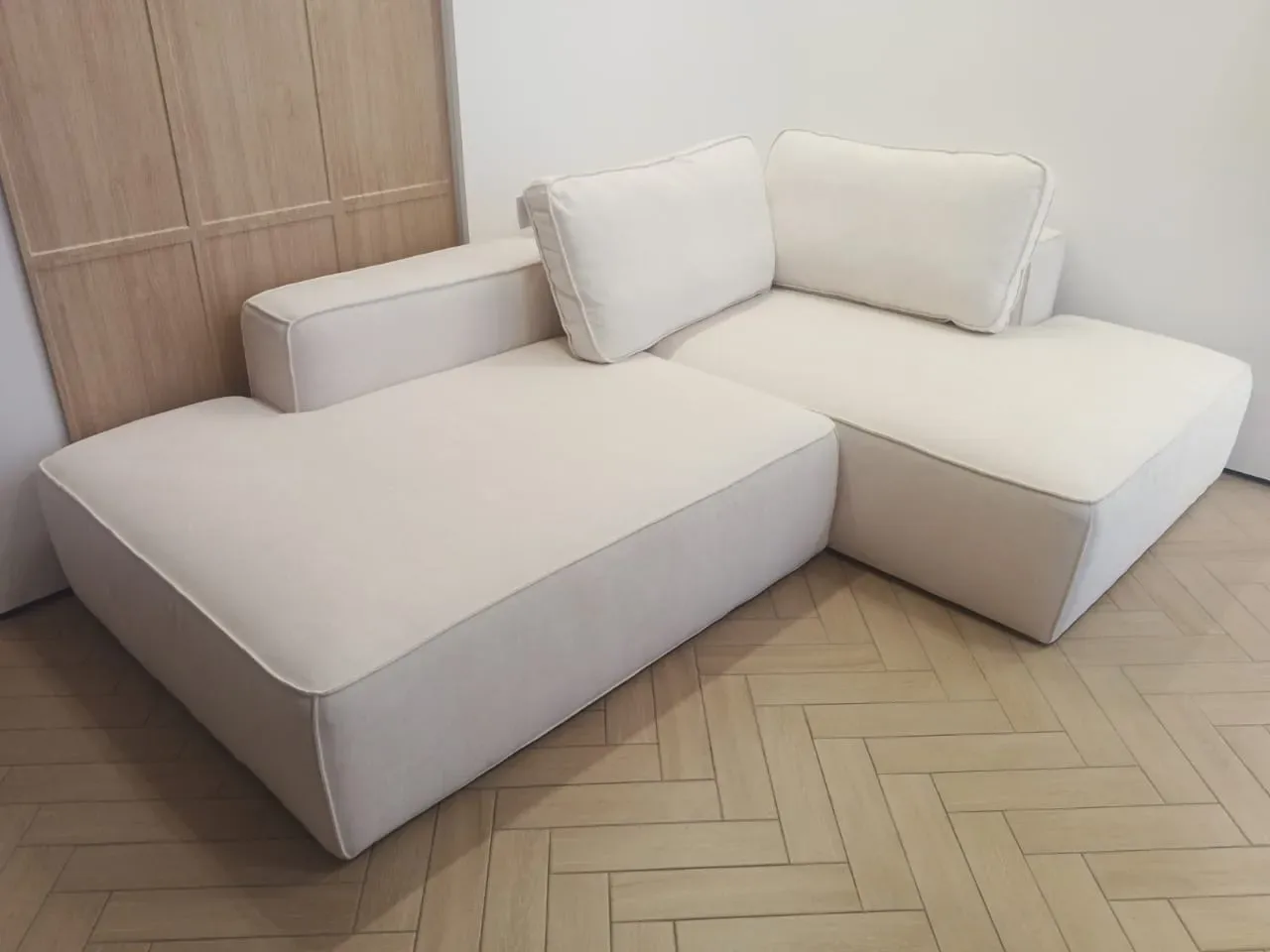 Диван-кровать Норман угловой 252x165x62 см — интерьерное фото 36